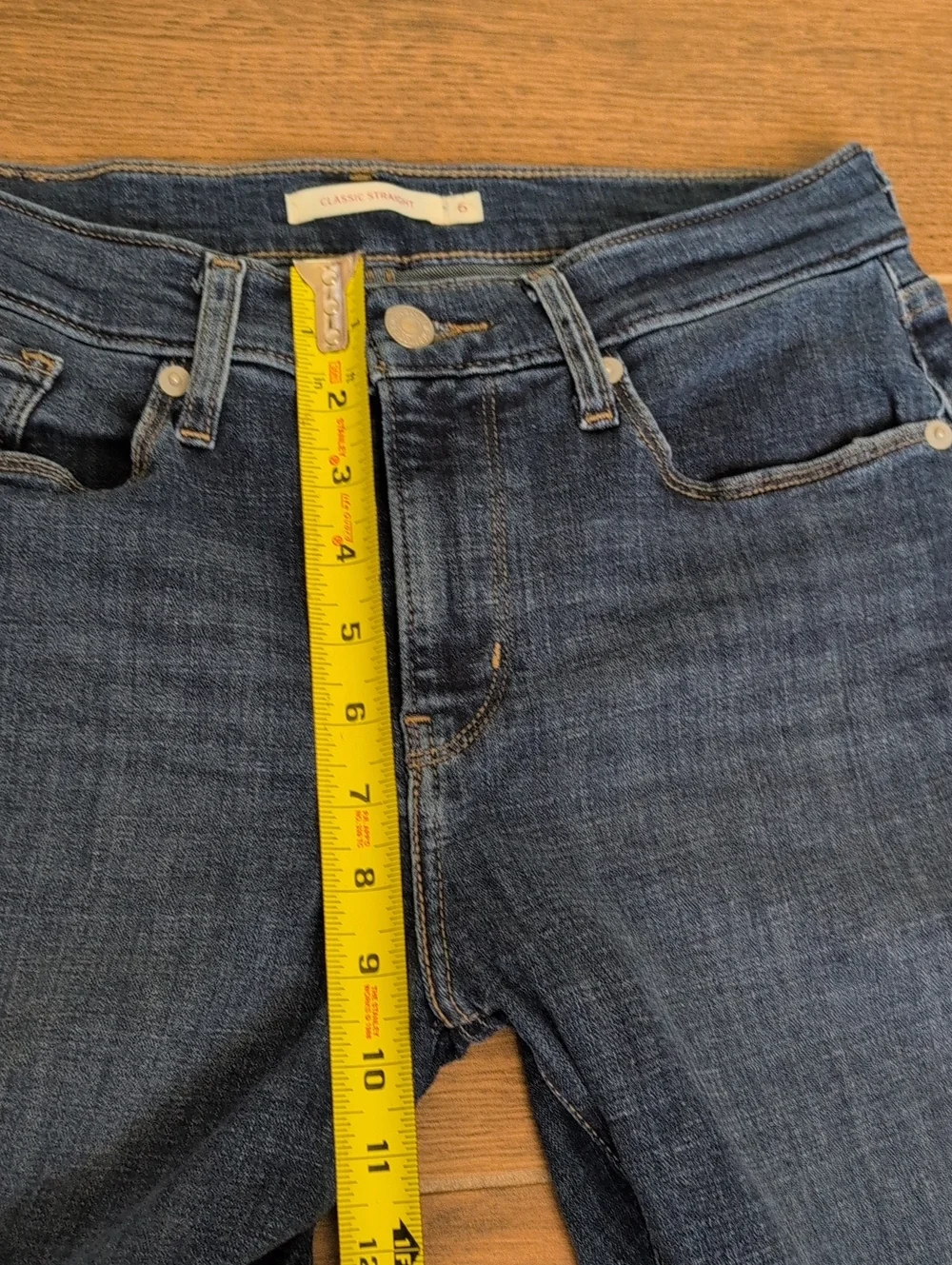 Levi's Classic Straight Women's Dark Blue Straight Leg Jeans Size 6